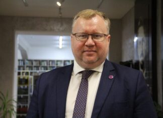Кадры, мигранты, зарплата: интервью с Иваном Пановым, председателем совета профсоюзов Алтайского края