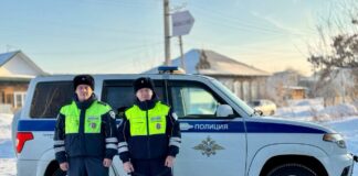 Жители Камня-на-Оби поблагодарили полицейских и ветеринарию за спасение от злобной собаки