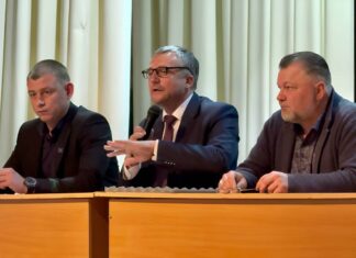 Большой обман в маленьком городе: почему каменские депутаты сознательно вводят людей в заблуждение?
