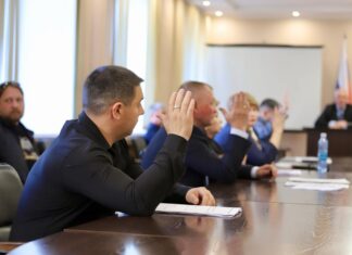 Парализованный орган: каменские городские депутаты соберутся, чтобы избрать председателя и зама