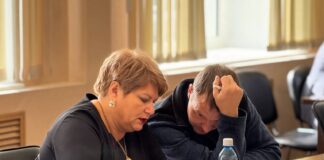 Как каменские депутаты не смогли с третьей попытки выбрать себе предводителя. Видео