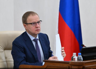 20 ноября Губернатор Алтайского края Виктор Томенко проведет ежегодную большую «Прямую линию»