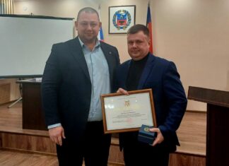 Правительственную награду получил один из опытнейших коммунальщиков Камня-на-Оби.