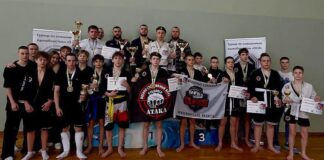 Спортсмены спортклуба «Боец» из Камня-на-Оби достойно выступили на турнире по смешанным единоборствам