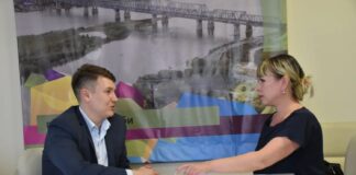 О переходе в округ, гимназии N 5, хоккейной коробке: интервью с зампредседателя АКЗС Денисом Голобородько
