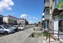 В Камне-на-Оби на финишной прямой благоустройство пешеходно-парковочной зоны в центре
